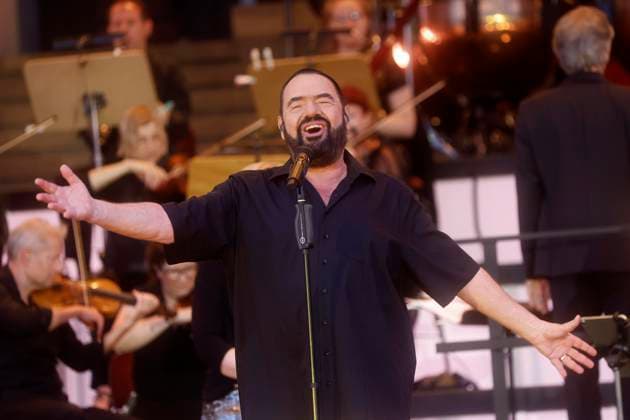 14.07.2026, Alphaville, Sänger Marian Gold, im Konzert live beim Classic open Air 2026, in Berlin, Gendarmenmarkt, Berlin Deutschland, Germany *** July 14, 2026, Alphaville, singer Marian Gold, live in concert at Classic Open Air 2026, in Berlin, Gendarmenmarkt, Berlin, Germany