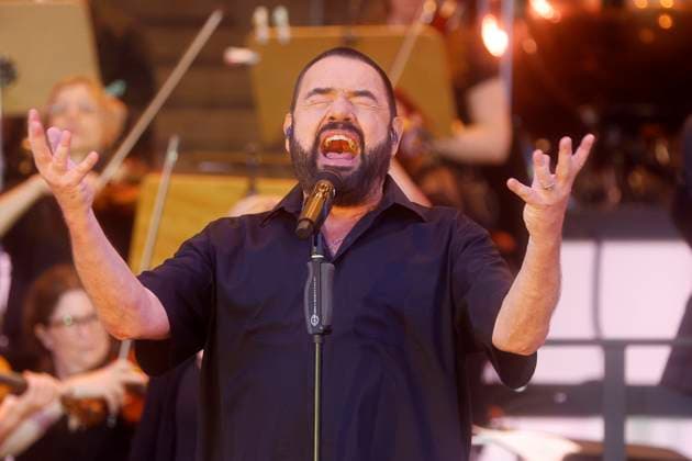 14.07.2026, Alphaville, Sänger Marian Gold, im Konzert live beim Classic open Air 2026, in Berlin, Gendarmenmarkt, Berlin Deutschland, Germany *** July 14, 2026, Alphaville, singer Marian Gold, live in concert at Classic Open Air 2026, in Berlin, Gendarmenmarkt, Berlin, Germany