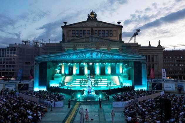 14.07.2026, Alphaville, Sänger Marian Gold, im Konzert live beim Classic open Air 2026, in Berlin, Gendarmenmarkt, Berlin Deutschland, Germany *** July 14, 2026, Alphaville, singer Marian Gold, live in concert at Classic Open Air 2026, in Berlin, Gendarmenmarkt, Berlin, Germany