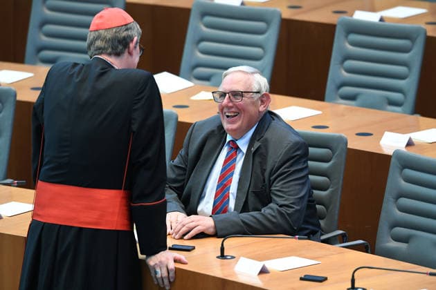 Gedenkstunde Hochwasserkatastrophe am 14.07.2026 im Landtag Nordrhein-Westfalen in Düsseldorf Rainer Maria Kardinal Woelki, vorne - Karl-Josef Laumann ( Minister für Arbeit, Gesundheit und Soziales des Landes NRW ) vor der Gedenkstunde im Landtag Nordrhein-Westfalen. *** Memorial service for the flood disaster on July 14, 2026, at the North Rhine-Westphalia State Parliament in Düsseldorf: Cardinal Rainer Maria Woelki (front) and Karl Josef Laumann, Minister of Labor, Health, and Social Affairs for the State of North Rhine-Westphalia, before the memorial service at the North Rhine-Westphalia State Parliament xRx