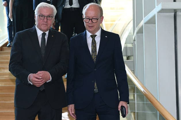 Gedenkstunde Hochwasserkatastrophe am 14.07.2026 im Landtag Nordrhein-Westfalen in Düsseldorf Frank-Walter Steinmeier ( Bundespräsident ), links - Andre Kuper ( Präsident des Landtages ), rechts - nach der Gedenkstunde im Landtag Nordrhein-Westfalen. *** Memorial service for the flood disaster on July 14, 2026, at the North Rhine-Westphalia State Parliament in Düsseldorf: Frank-Walter Steinmeier, Federal President (left); Andre Kuper, President of the State Parliament (right); after the memorial service at the North Rhine-Westphalia State Parliament xRx
