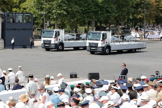 (260714) -- PARIS, July 14, 2026 -- Participants attend the annual Bastille Day military parade in Paris, France, on July 14, 2026. (Photo by Henri Szwarc Xinhua) FRANCE-PARIS-BASTILLE DAY-PARADE HengxLi¡¤shiwaci 
