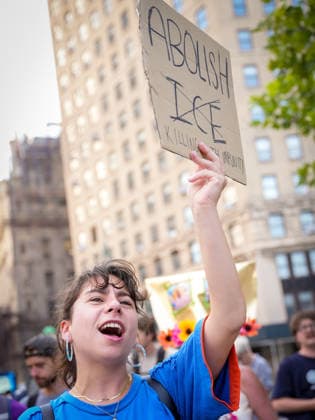 New York, NY July 14: Incoming U.S. Representative Brad Lander joins demonstrators at Foley Square in Lower Manhattan during a rally protesting two fatal shootings involving U.S. Immigration and Customs Enforcement (ICE) agents earlier this week on July 14, 2026. Credit: AdMedia USA - ZUMAa123 20260714_zaa_a123_037 Copyright: xXavierxDiazx