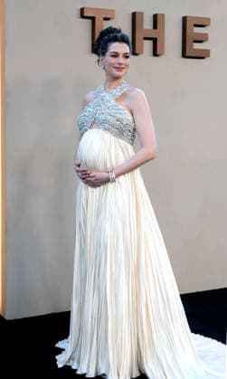 July 14, 2026, New York, Ny, USA: ANNE HATHAWAY attends the New York Premiere of The Odyssey,.AMC Lincoln Square, NYC.July 14, 2026. . New York Premiere of The Odyssey,.AMC Lincoln Square, NYC.July 14, 2026. New York USA  - ZUMAms4_ 20260714_faf_ms4_004 Copyright: xSoniaxMoskowitzxGordonx