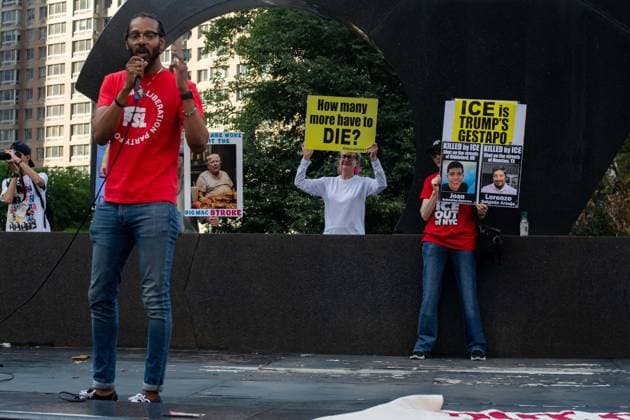 July 14, 2026, New York, New York, USA: ANDRE EASTON, member of the Party for Socialism and Liberation and a Congressional candidate campaigning to represent New York s 15th Congressional District, speaking at a protest in Foley Square in New York, York, to highlight the killings of Lorenzo Salgado Araujo in Houston, Texas, and Joan Sebestian Guerrero in in Biddeford, Maine, by ICE agents on July 14, 2026. New York USA - ZUMAk208 20260714_znp_k208_009 Copyright: xKellyxKimballx