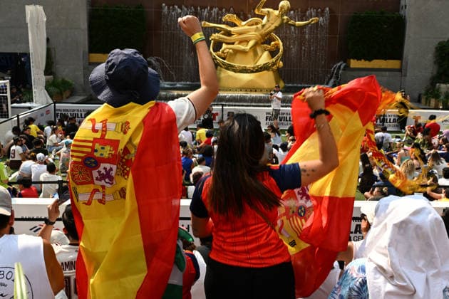 July 14, 2026, New York, New York, USA: July 14, 2026 - New York, NY, USA - New Yorkers and tourists supporting Spain and France in the semi-final match of the World Cup gather in Rockefeller Center for a watch party. Despite the high heat and sun the area was packed. The promising run to the final for France and Mbappe ends with SpainÃ¢â‚¬â ¢s win 2-0. The fans were on the pitch and in the Channel Gardens. (Andrea RENAULT Zuma Press) New York USA - ZUMAg115 20260714_faf_g115_032 Copyright: xAndreaxRenaultx