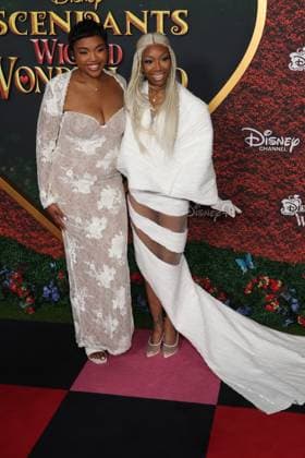 LOS ANGELES, CALIFORNIA - JULY 14: Brandy Norwood & Sy rai at the premiere of The Disney Channel s Descendants: Wicked Wonderland at Academy Museum of Motion Pictures on July 14, 2026 in Los Angeles, California. Credit: USA  - ZUMAa123 20260714_zaa_a123_143 Copyright: xAdMediax