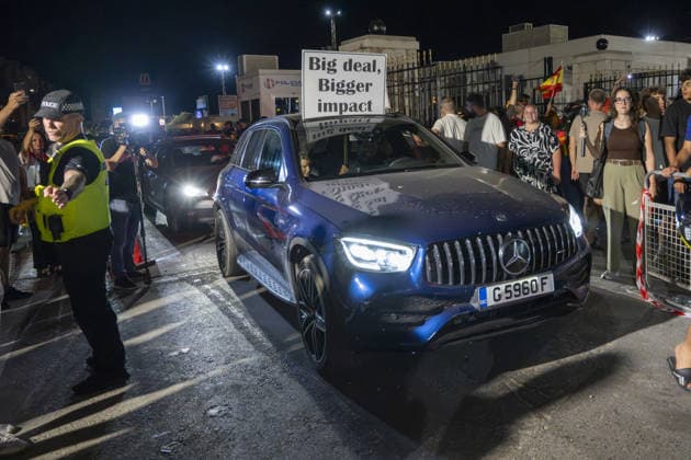 Removal of the border between Gibraltar and Spain GIBRALTAR - JULY 15: A Gibraltarian vehicle displays a banner reading Big Deal, Bigger Impact as Spaniards and Gibraltarians gather at the entrance to Gibraltar to celebrate the disappearance of the border between Gibraltar and Spain, in Gibraltar on July 15, 2026. Marcos Moreno Anadolu Gibraltar Gibraltar. Editorial use only. Please get in touch for any other usage.  Copyright: x2026xAnadoluxMarcosxMorenox
