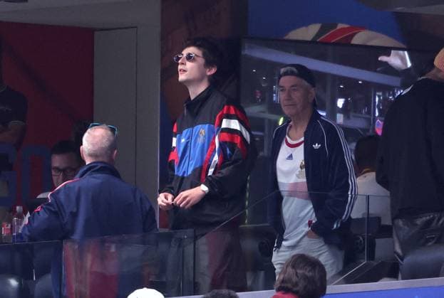 2026 World Cup - Timothee Chalamet At France v Spain Timothee Chalamet attends the semi-final France vs Spain during FIFA World Cup 2026 in Dallas, TX on July 14, 2026. Photo by Charles Guerin ABACAPRESS.COM Dallas TX United States  Copyright: xGuerinxCharles ABACAx