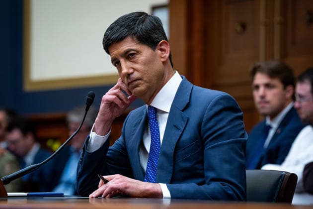 July 14, 2026, Washington, District Of Columbia, USA: Kevin Warsh, Chair of the Board of Governors of the Federal Reserve System, testifies before the US House Committee on Financial Services in Washington, DC, USA, on Tuesday, July 14, 2026 Washington USA - ZUMAs152 20260714_faa_s152_101 Copyright: xEmilyxAlffx
