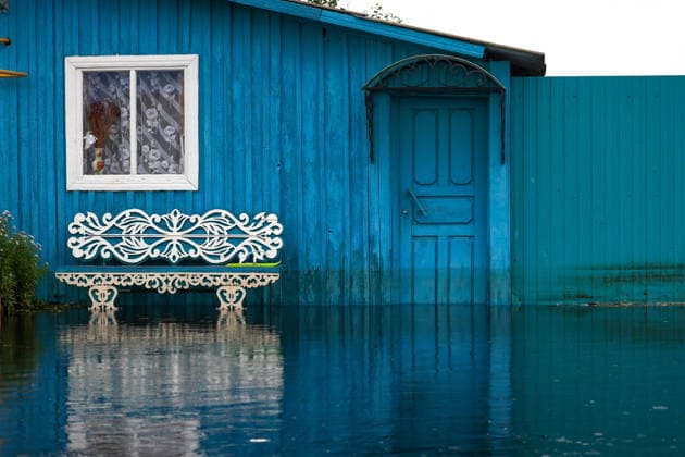 News Bilder des Tages RUSSIA, SVERDLOVSK REGION - JULY 15, 2026: Flash floods hit the village of Kilachevskoye, southwest of Irbit. Donat Sorokin TASS  95061303