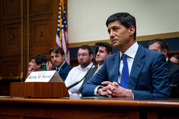 July 14, 2026, Washington, District Of Columbia, USA: Kevin Warsh, Chair of the Board of Governors of the Federal Reserve System, testifies before the US House Committee on Financial Services in Washington, DC, USA, on Tuesday, July 14, 2026 Washington USA  - ZUMAs152 20260714_faa_s152_157 Copyright: xEmilyxAlffx