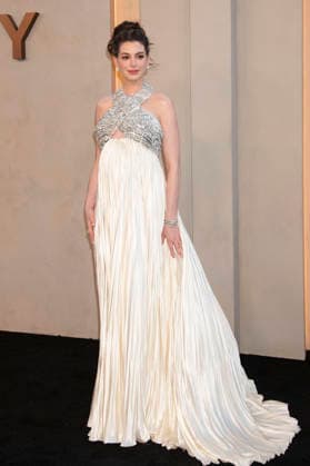 Anne Hathaway bei der Premiere des Kinofilms The Odyssey Die Odyssee im AMC Lincoln Square Theater. New York, 14.07.2026 *** Anne Hathaway at the premiere of the movie *The Odyssey* at the AMC Lincoln Square Theater in New York, July 14, 2026 Foto:xJ.xShorex xFuturexImagex odyssey_ny_6792
