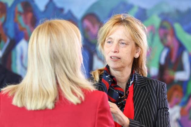 Berlin, Deutschland, 15.07.2026: Bundeskanzleramt: 52. Kabinettssitzung: Bundesministerin für Gesundheit Nina Warken (CDU) und Bundesministerin für Bildung, Familie, Senioren, Frauen und Jugend Karin Prien (CDU) *** Berlin, Germany, July 15, 2026 Federal Chancellery 52 Cabinet Meeting Federal Minister of Health Nina Warken (CDU) and Federal Minister of Education, Family, Senior Citizens, Women, and Youth Karin Prien (CDU) Copyright: xdtsxNachrichtenagenturx dts_127710