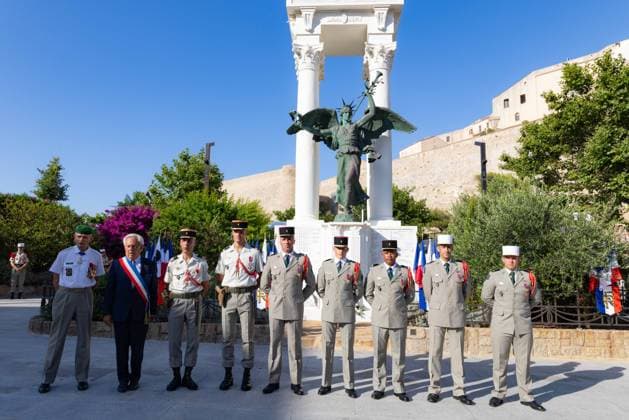 French National Day Celebration - Calvi French National Day celebration in Calvi, Corsica, France on July 14, 2026, in the presence of the city s mayor, Ange Santini, and numerous members of the 2nd Foreign Parachute Regiment of Calvi, who paraded on Boulevard Wilson in front of hundreds of spectators after a moment of reflection and the awarding of decorations in front of the war memorial. Photo by Shootpix ABACAPRESS.COM Calvi Corsica France  Copyright: xShootpix ABACAx
