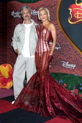 July 15, 2026, Los Angeles, Ca, USA: LOS ANGELES - JUL 14: Taika Waititi, Rita Ora at the Descendants Wicked Wonderland Premiere at the Academy Museum of Motion Pictures on July 14, 2026 in Los Angeles, CA Los Angeles USA - ZUMAnc22 20260715_zaa_nc22_090 Copyright: xKathyxHutchinsx