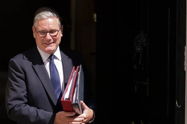 July 15, 2026, London, London, UK: London, UK. Prime Minister Sir Keir Starmer leaves 10 Downing Street ahead of his final Prime MinisterÃ¢â‚¬â ¢s Questions (PMQs) in the House of Commons. London UK  - ZUMAl94_ 20260715_zaf_l94_002 Copyright: xDinendraxHariax