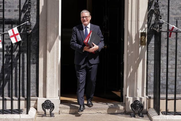 July 15, 2026, London, London, UK: London, UK. Prime Minister Sir Keir Starmer leaves 10 Downing Street ahead of his final Prime MinisterÃ¢â‚¬â ¢s Questions (PMQs) in the House of Commons. London UK  - ZUMAl94_ 20260715_zaf_l94_005 Copyright: xDinendraxHariax