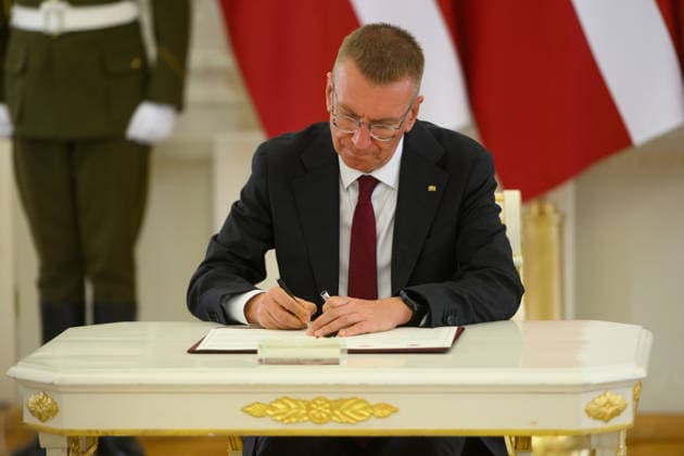 Gitanas Nauseda - Edgars Rinkvics meeting in Vilnius VILNIUS, LITHUANIA - JULY 15: Lithuanian President Gitanas Nauseda meets with Latvian President Edgars Rinkevics during his state visit to Vilnius, Lithuania on July 15, 2026. The leaders discussed regional security, defense cooperation, support for Ukraine, energy projects and the development of bilateral economic ties. Lithuania and Latvia signed a declaration confirming their strategic partnership and common priorities in security and other key areas. The visit marks the 35th anniversary of the restoration of diplomatic relations between the two Baltic states. Yauhen Yerchak Anadolu Vilnius Lithuania. Editorial use only. Please get in touch for any other usage.  Copyright: x2026xAnadoluxYauhenxYerchakx