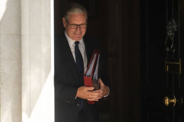 PM Departs for PMQs - Wednesday 15 July 2026 - Downing Street, London, UK British Prime Minister Sir Keir Starmer departs for PMQs at Downing Street in London, England, UK on Wednesday 15 July, 2026., Credit:Justin Ng Avalon UK, England, London, Downing Street  Copyright: xJustinxNgx xAvalonx 1116674276