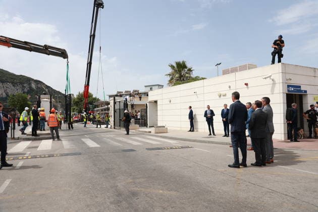 Pedro Sánchez Attends the Demolition Ceremony for the Gibraltar Fence Prime Minister Pedro Sánchez attends the demolition ceremony for the Gibraltar Fence On July 15, 2026, in La Línea de la Concepción, Cádiz, Andalusia, Spain The fence separating Gibraltar from Spain has been, for more than a century, the symbol of the separation between the British colony and the surrounding Campo de Gibraltar region, even serving as a literal barrier during the Franco era, but as of this Wednesday, it has become a thing of the past by virtue of the agreement reached between the United Kingdom and the European Union to facilitate the Rock’s relationship with the bloc following Brexit July 15, 2026 Rocí La Línea de la Concepción, Cádiz La Línea de la Conc  Copyright: xRocioxRuzx 7665784