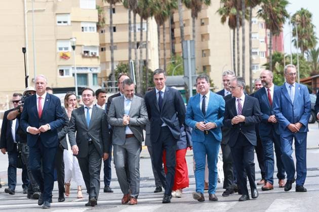 Pedro Sánchez Attends the Demolition Ceremony for the Gibraltar Fence Prime Minister Pedro Sánchez 4i, accompanied by the Minister of Foreign Affairs, the European Union, and Cooperation, José Manuel Albares 2i, the mayor of La Línea de la Concepción, Juan Franco 3i, and the Chief Minister of Gibraltar, Fabián Picardo 5i, attended the demolition ceremony for the Gibraltar Fence on July 15, 2026, in La Línea de la Concepción, Cádiz, Andalusia, Spain. The fence separating Gibraltar from Spain has been, for more than a century, the symbol of the division between the British colony and the surrounding Campo de Gibraltar region, even serving as a literal barrier during the Franco era, but as of this Wednesday, it has become a thing of the past  Copyright: xRocioxRuzx 7665798