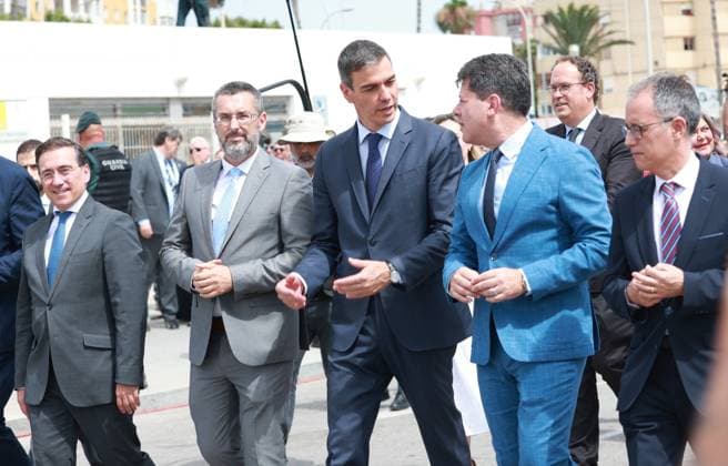 Pedro Sánchez Attends the Demolition Ceremony for the Gibraltar Gate Prime Minister Pedro Sánchez, accompanied by the Minister of Foreign Affairs, European Union, and Cooperation, José Manuel Albares 1i, the mayor of La Línea de la Concepción, Juan Franco 2d, and the Chief Minister of Gibraltar, Fabián Picardo 5i, attends the demolition ceremony for the Gibraltar Fence on July 15, 2026, in La Línea de la Concepción, Cádiz, Andalusia, Spain. The fence separating Gibraltar from Spain has been, for more than a century, the symbol of the division between the British colony and the surrounding Campo de Gibraltar region, even serving as a literal barrier during the Franco era, but as of this Wednesday, it has become a thing of the past by virtue  Copyright: xRocioxRuzx 7665799