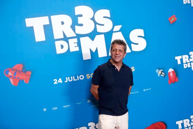 July 15, 2026, Madrid, Madrid, Spain: Actor DAVID LORENTE poses for the media during the photocall presenting the new family comedy Tres de mas at the Urso Hotel. The film follows the story of Julia and Ernesto, a successful couple enjoying a child-free life until they suddenly wake up with three kids calling them mom and dad, forcing them to learn parenthood overnight while discovering the origin of the children. Madrid Spain  - ZUMAo127 20260715_zep_o127_069 Copyright: xHugoxOrtunox