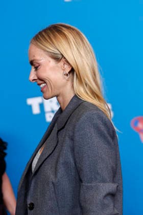 July 15, 2026, Madrid, Madrid, Spain: Actress KIRA MIRO poses for the media during the photocall presenting the new family comedy Tres de mas at the Urso Hotel. The film follows the story of Julia and Ernesto, a successful couple enjoying a child-free life until they suddenly wake up with three kids calling them mom and dad, forcing them to learn parenthood overnight while discovering the origin of the children. Madrid Spain - ZUMAo127 20260715_zep_o127_039 Copyright: xHugoxOrtunox