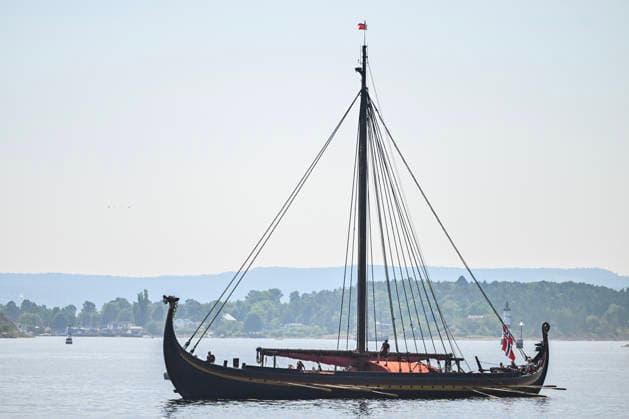 Vikingskipet Draken Harald Harfagre i Oslo Oslo 20260715. Vikingskipet Draken Harald Harfagre ankommer Honnorbrygga i Oslo onsdag i forbindelse med norgespremieren pa Christopher Nolans film Â«The OdysseyÂ», der skipet medvirker. Foto: Annika Byrde NTB Oslo Norge Jun4941MU8k EDITORIAL USE ONLY Ref:_ENTJun4941MU8k.jpg *** The Viking ship Draken Harald Harfagre in Oslo Oslo 20260715 The Viking ship Draken Harald Harfagre arrives at Honnorbrygga in Oslo on Wednesday in connection with the Norwegian premiere of Christopher Nolan’s film Â The Odyssey, in which the ship appears. Photo by Annika Byrde, NTB, Oslo, Norway, Jun4941MU8k EDITORIAL USE ONLY Ref ENTJun4941MU8k jpg  Copyright: xAnnikaxByrdex xNTBx