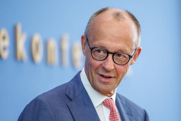 Regierungspressekonferenz zu den aktuellen Themen der Innen- und Außenpolitik mit Bundeskanzler Friedrich Merz Regierungspressekonferenz zu den aktuellen Themen der Innen- und Außenpolitik mit Bundeskanzler Friedrich Merz im Haus der Bundespressekonferenz am 15.07.2026 in Berlin. Berlin Berlin Deutschland Haus der Bundespressekonferenz *** Government press conference on current domestic and foreign policy issues with Chancellor Friedrich Merz Government press conference on current domestic and foreign policy issues with Chancellor Friedrich Merz at the Federal Press Conference Center on July 15, 2026, in Berlin, Berlin, Germany, Federal Press Conference Center