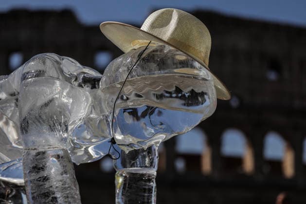 July 15, 2026, Rome, Italia, Italy: Green Peace initiative on the occasion of the European Day for the Victims of the Climate Crisis. In the photo, some ice statues depicting some of the categories of workers most exposed to heat waves. Rome, 15 07 2026. Rome Italy  - ZUMAa289 20260715_zia_a289_027 Copyright: xFrancescoxFotiax xAgfx