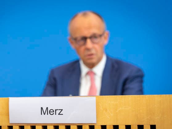 Friedrich Merz (CDU), Bundeskanzler, aufgenommen im Rahmen der Sommerpressekonferenz in der BPK in Berlin, 15.07.2026. Berlin Deutschland *** Friedrich Merz, CDU, Federal Chancellor, photographed during the summer press conference at the BPK in Berlin, July 15, 2026, Berlin, Germany Copyright: xFlorianxGaertnerx