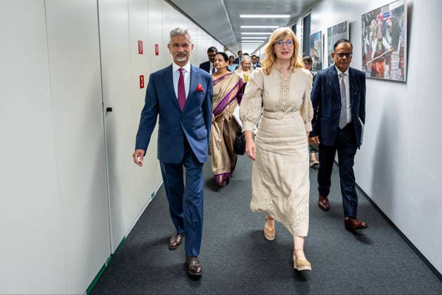 RECORD DATE NOT STATED EAM S. Jaishankar meets EU Commissioner for Startups, Research and Innovation, Ekaterina Zaharieva Brussels Belgium , Jul 15 (ANI): External Affairs Minister S. Jaishankar meets EU Commissioner for Startups, Research and Innovation, Ekaterina Zaharieva, in Brussels on Wednesday. (@DrSJaishankar X ANI Photo) Brussels Belgium Copyright: xANIx ANI_20260715160