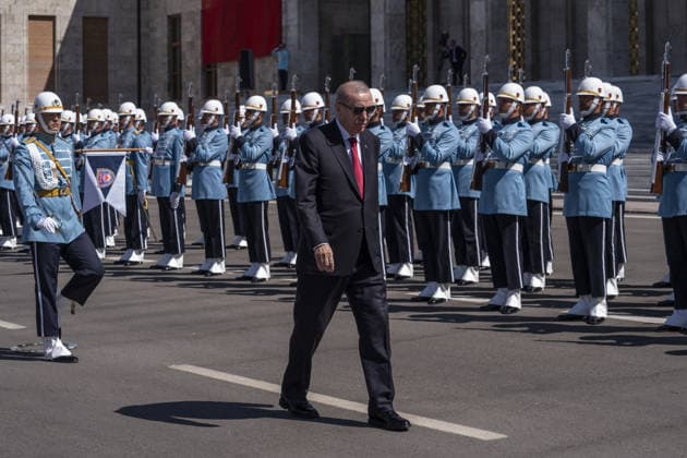 Turkish President Recep Tayyip Erdogan ANKARA, TURKIYE - JULY 15: Turkish President Recep Tayyip Erdogan greets the ceremonial guard during the July 15 Democracy and National Unity Day commemoration program at the Grand National Assembly of Turkiye in Ankara, Turkiye, on July 15, 2026. Osmancan Gurdogan Anadolu Ankara Turkey. Editorial use only. Please get in touch for any other usage.  Copyright: x2026xAnadoluxOsmancanxGurdoganx