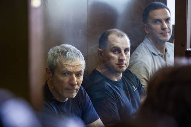 News Bilder des Tages RUSSIA, MOSCOW - JULY 15, 2026: Vadim Moshkovich, founder of Rusagro, one of the largest Russian agricultural producers, Sergei Ivanov, former Vice Governor of the Tambov Region, and Maxim Basov (L-R), former Rusagro CEO, attend a hearing into their large-scale fraud case at the Zamoskvoretsky District Court. Artyom Geodakyan TASS  95071368