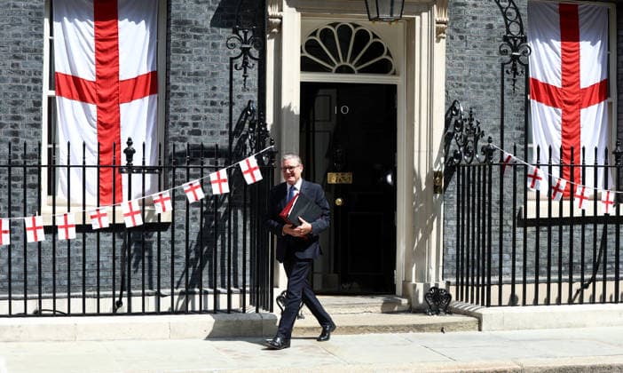 July 15, 2026, London, United Kingdom: British Prime Minister, Sir Keir Starmer leaves 10 Downing Street to attend his last PMQs. London United Kingdom  - ZUMAs197 20260715_aaa_s197_027 Copyright: xFredxDuvalx