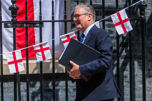 . 15 07 2026. London, United Kingdom. Prime Minister Keir Starmer Leaving For PMQs. Prime Minister Keir Starmer departs No10 Downing Street for PMQs at the House of Commons.  xMartynxWheatleyx xi-Imagesx IIM-26904-0014