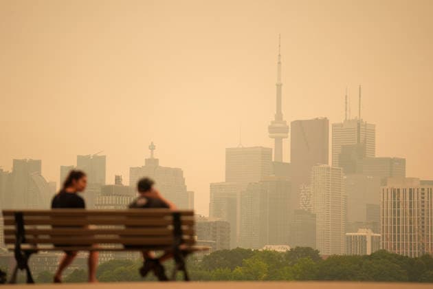 Forest fires smoke blankets Toronto TORONTO, CANADA - JULY 15 : The hazy Toronto skyline is seen as smoke from wildfires continue to impact air quality in Toronto, Ontario on July 15, 2026. Environment Canada issued an air quality warning for Toronto due to wildfire smoke. Mert Alper Dervis Anadolu Ontario Canada. Editorial use only. Please get in touch for any other usage.  Copyright: x2026xAnadoluxMertxAlperxDervisx