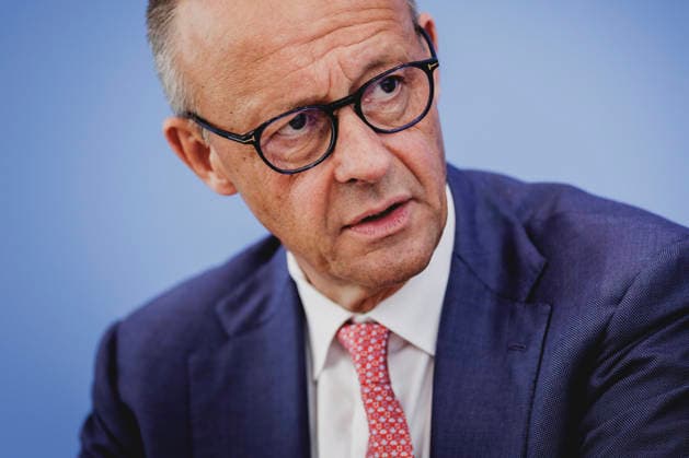 Friedrich Merz (CDU), Bundeskanzler, aufgenommen im Rahmen der Sommerpressekonferenz in der BPK in Berlin, 15.07.2026. Berlin Deutschland *** Friedrich Merz (CDU), Federal Chancellor, photographed during the summer press conference at the BPK in Berlin, July 15, 2026, Berlin, Germany Copyright: xFlorianxGaertnerx