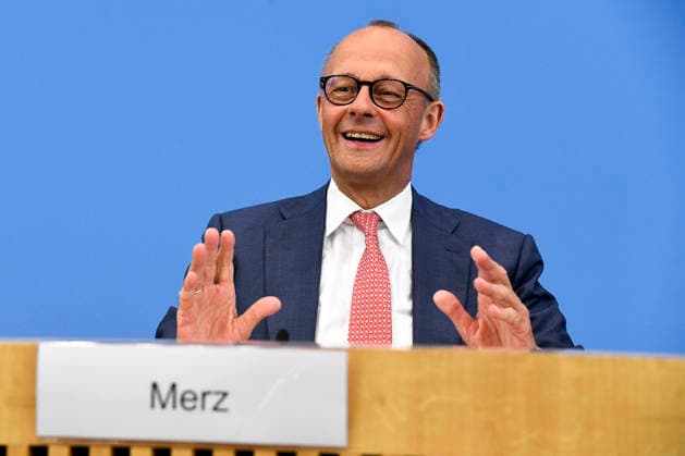 ABB BPK- Joachim - Friedrich Martin Josef Merz Bundeskanzler der Bundesrepublik Deutschland Bundesvorsitzender der CDU Politiker spricht ueber Aktuelle Themen der Innen- und Außenpolitik auf der BPK Bundespressekonferenz am 15.07.2026 in Berlin Berlin Deutschland *** ABB BPK Joachim Friedrich Martin Josef Merz, Chancellor of the Federal Republic of Germany and Federal Chairman of the CDU, speaks about current domestic and foreign policy issues at the BPK Federal Press Conference on July 15, 2026, in Berlin, Germany