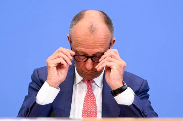 ABB BPK- Joachim - Friedrich Martin Josef Merz Bundeskanzler der Bundesrepublik Deutschland Bundesvorsitzender der CDU Politiker spricht ueber Aktuelle Themen der Innen- und Außenpolitik auf der BPK Bundespressekonferenz am 15.07.2026 in Berlin Berlin Deutschland *** ABB BPK Joachim Friedrich Martin Josef Merz, Chancellor of the Federal Republic of Germany and Federal Chairman of the CDU, speaks about current domestic and foreign policy issues at the BPK Federal Press Conference on July 15, 2026, in Berlin, Germany