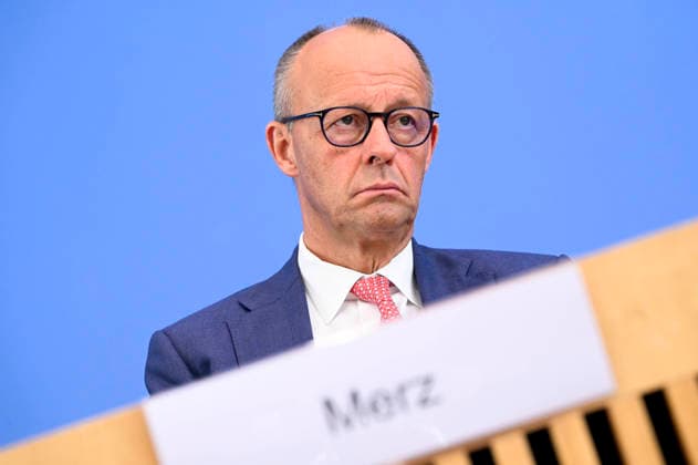 ABB BPK- Joachim - Friedrich Martin Josef Merz Bundeskanzler der Bundesrepublik Deutschland Bundesvorsitzender der CDU Politiker spricht ueber Aktuelle Themen der Innen- und Außenpolitik auf der BPK Bundespressekonferenz am 15.07.2026 in Berlin Berlin Deutschland *** ABB BPK Joachim Friedrich Martin Josef Merz, Chancellor of the Federal Republic of Germany and Federal Chairman of the CDU, speaks about current domestic and foreign policy issues at the BPK Federal Press Conference on July 15, 2026, in Berlin, Germany