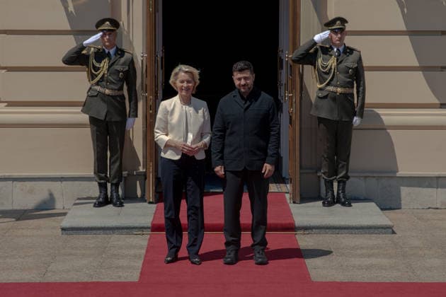 Ukrainian President Volodymyr Zelensky and European Commission President Ursula von der Leyen attend the Ukraine Southeast Europe Summit in Kyiv, reaffirming the European Union s support for Ukraine. - 15 07 2026 - Ukraine Kyiv Oblast Kyiv () -  LouisxLemaire-Sicrex xLexPictorium LePictorium_0339034