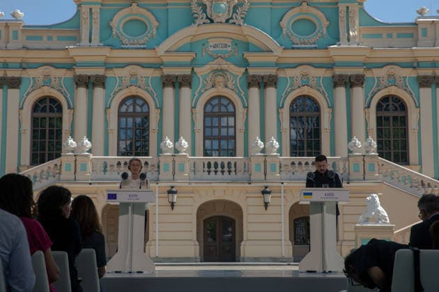Ukrainian President Volodymyr Zelensky and European Commission President Ursula von der Leyen attend the Ukraine Southeast Europe Summit in Kyiv, reaffirming the European Union s support for Ukraine. - 15 07 2026 - Ukraine Kyiv Oblast Kyiv () -  LouisxLemaire-Sicrex xLexPictorium LePictorium_0339038