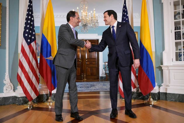 U.S. Secretary of State Marco Rubio (R) poses alongside Colombia’s vice president-elect, Jose Manuel Restrepo (L), prior to a meeting at the State Department in Washington, D.C., United States, 15 July 2026. Rubio welcomed Restrepo to a meeting in which the Donald Trump administration demonstrated its support for the future government of Colombia’s president-elect, Abelardo de la Espriella. Rubio Welcomes Colombia s Vice President-elect to Show Support for the New Government !ACHTUNG: NUR REDAKTIONELLE NUTZUNG!  Copyright: xLeninxNollyx USA2280 20260715-55020902919_1