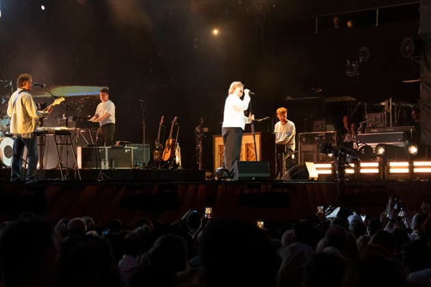 15.07.2026, Locarno, Piazza Grande, Moon and Stars, Lewis Capaldi Locarno Piazza Grande Ticino Switzerland *** July 15, 2026, Locarno, Piazza Grande, Moon and Stars, Lewis Capaldi, Locarno, Piazza Grande, Ticino, Switzerland Copyright: xJustPictures.ch AlexanderxRaemyx jp-de-AlRa-DSC07574