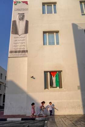 Injured People from Gaza hang portraits of the late Emir Sheikh Hamad bin Kha lifa Al Thani in Doha, Qatar -15 Jul 2026 Children walk past a portrait of the late Emir, Sheikh Hamad bin Khalifa Al Thani, on the building of the Al Thumama complex. Qatar has declared a four-day period of national mourning following the passing of the former Emir, Sheikh Hamad bin Khalifa Al Thani, at the age of 74. The former Emir—who assumed power in June 1995—is regarded as the principal architect of modern Qatar; he is renowned for transforming the Gulf state into an influential global power during a period marked by unprecedented economic development, expanding diplomatic influence, and rapid infrastructure growth. Injured individuals from Gaza have displa Copyright: xYousefxMasoudx xSOPAxImagesx Injured people from Gaza hang portraits of the late Emir Sheikh Hamad bin Khalifa Al Thani on th(6)