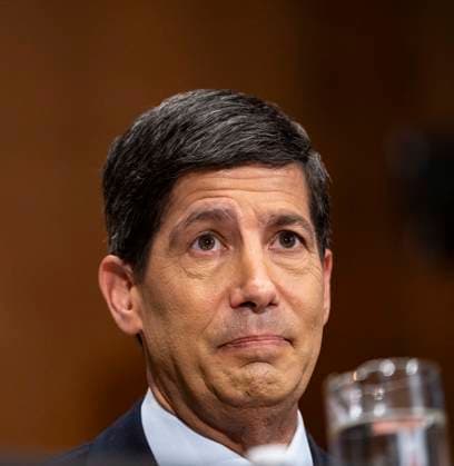 July 15, 2026, Washington, District Of Columbia, USA: Kevin Warsh, Chair of the Board of Governors of the Federal Reserve System testifies before United States Senate Committee on Banking, Housing, and Urban Affairs during a hearing to examine the semiannual monetary policy report to the US Congress in Washington, DC, USA, on July 15 2026 Washington USA  - ZUMAs152 20260715_faa_s152_068 Copyright: xAndrewxThomasx