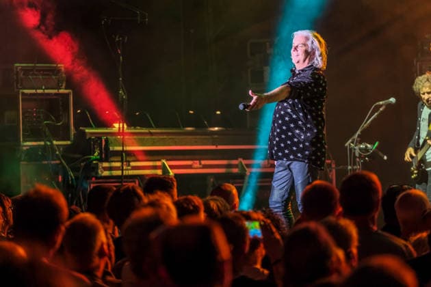 Die britische Progressive-Rock-Band Marillion tritt am 15. Juli 2026 im Haus Auensee in Leipzig auf. Zur aktuellen Besetzung auf der Tour gehören Sänger Steve Hogarth, Gitarrist Steve Rothery, Keyboarder Mark Kelly, Bassist Pete Trewavas, Schlagzeuger Ian Mosley sowie Percussionist Andy Gangadeen. Das Konzert ist Teil der Marillion Live 2026-Tour. Leipzig, Sachsen, Deutschland, 15. Juli 2026. Marillion Live Leipzig *** The British progressive rock band Marillion will perform at Haus Auensee in Leipzig on July 15, 2026. The current lineup for the tour includes singer Steve Hogarth, guitarist Steve Rothery, keyboardist Mark Kelly, bassist Pete Trewavas, drummer Ian Mosley, and percussionist Andy Gangadeen. The concert is part of the M